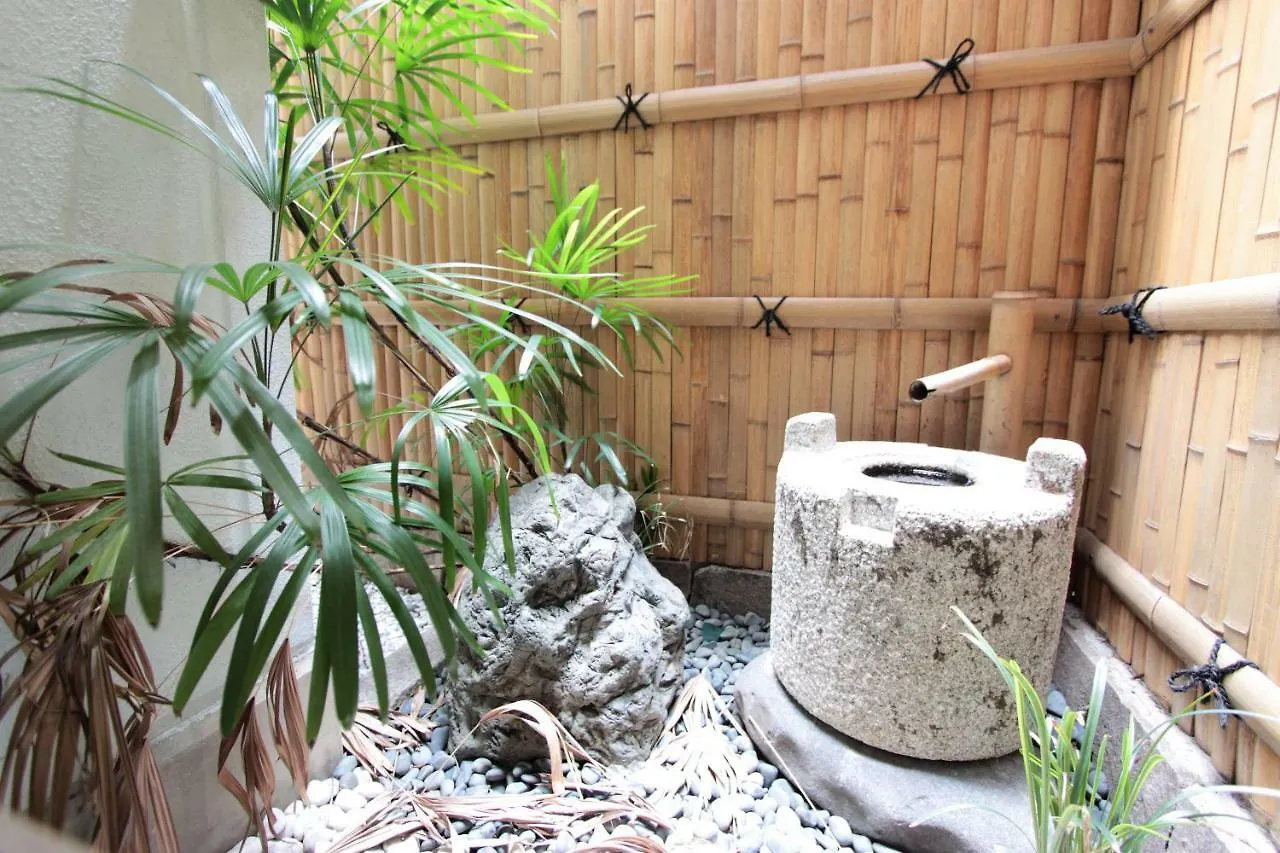 Hifumien Tenmabashi Apartman Oszaka 0*,